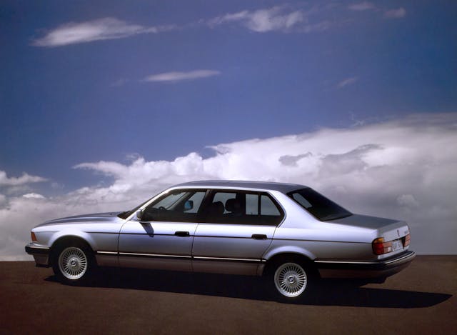 BMW E32 750i