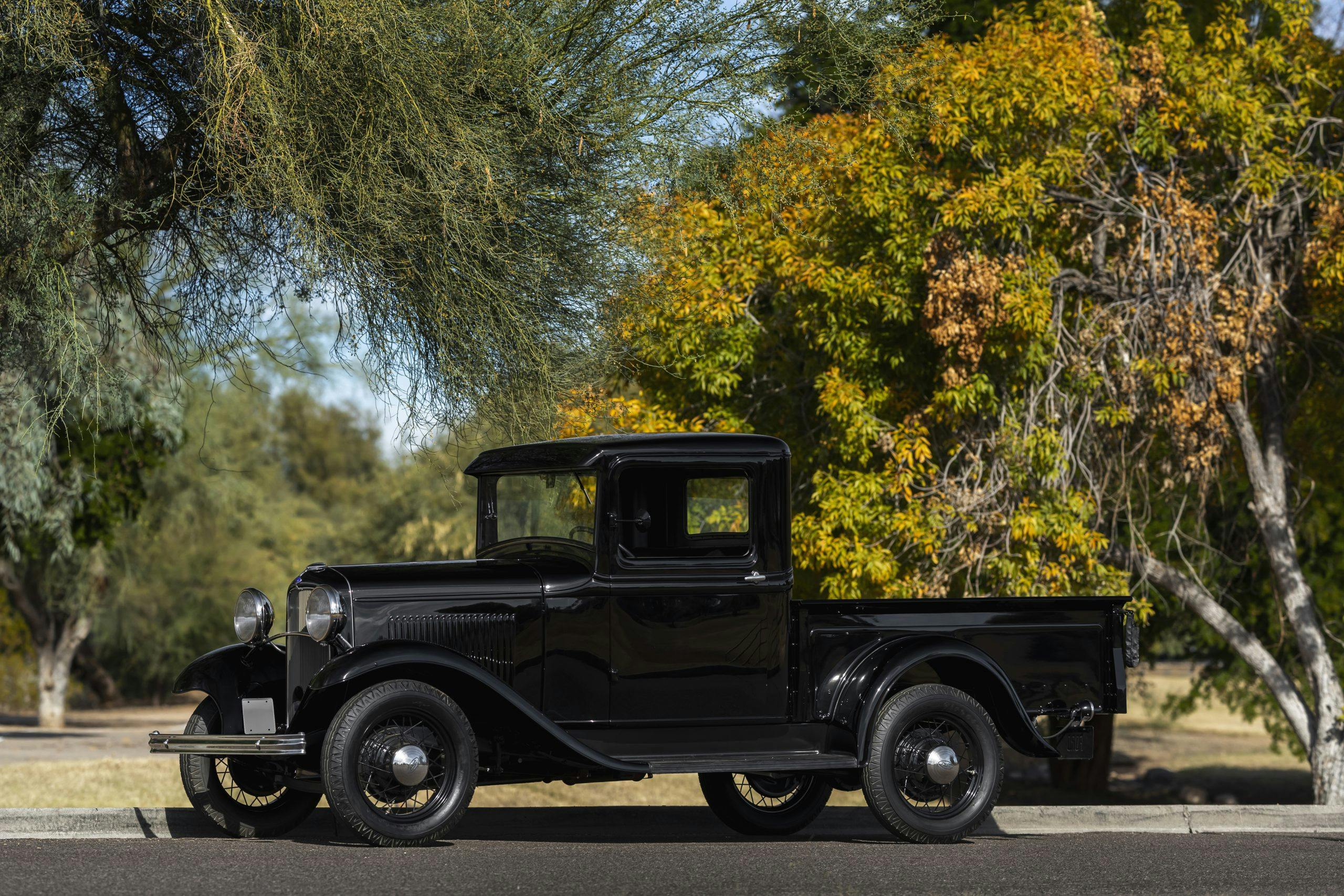 1932 Ford pickup front three-quarter