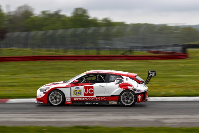 Robert Wickens Hyundai Veloster N TCR side profile