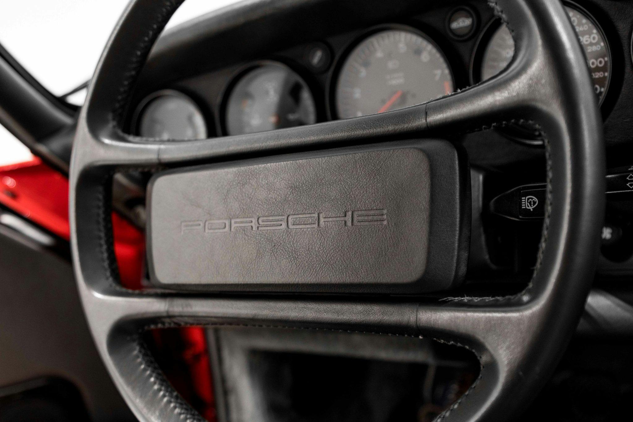 1987 Porsche 959 Komfort interior steering wheel