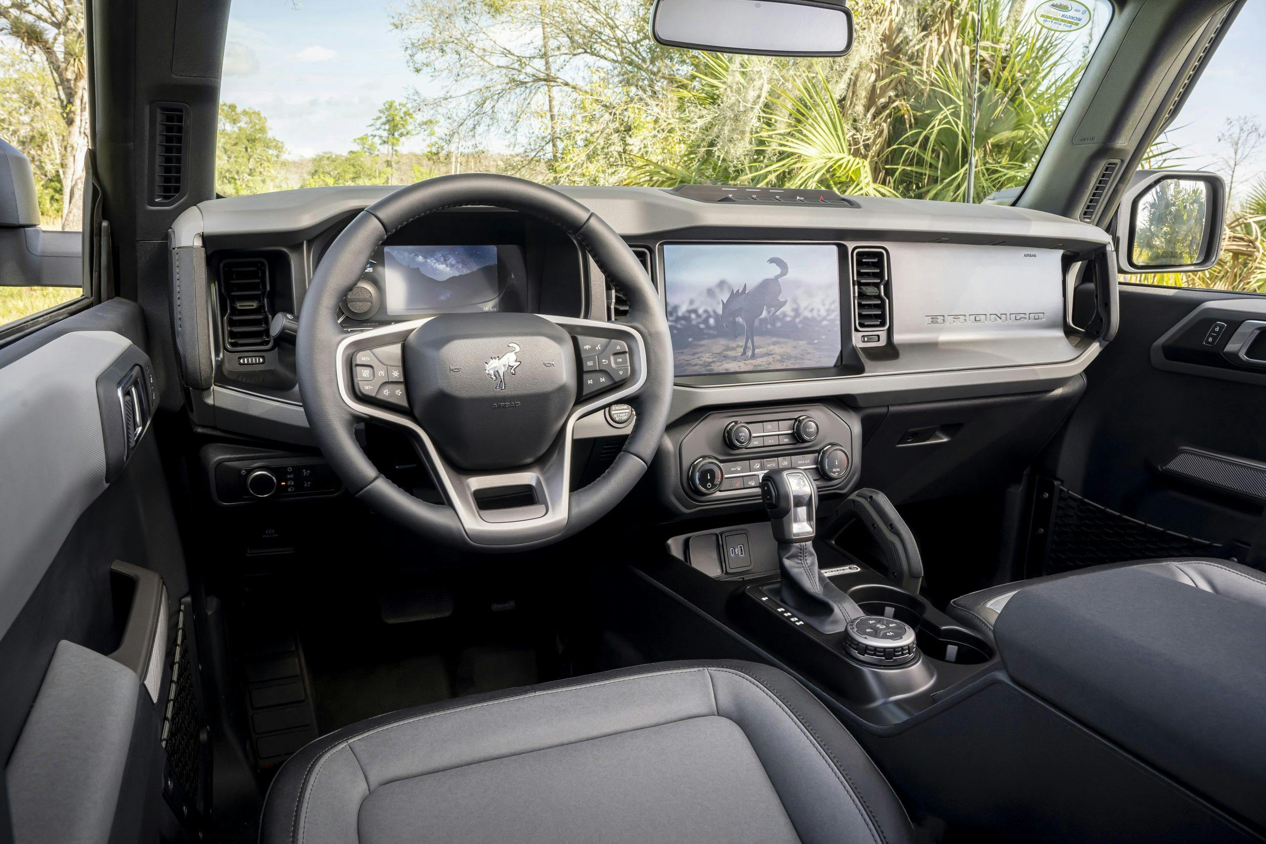 2022 Ford Bronco Everglades interior