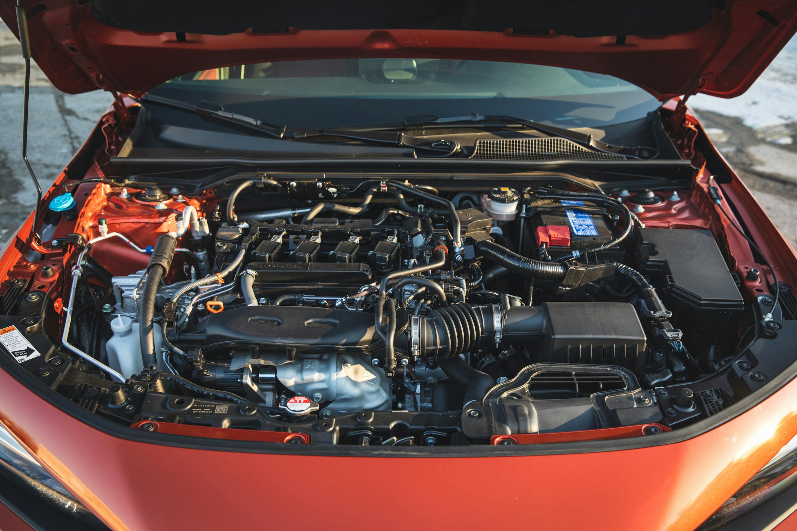 2022 Honda Civic Si engine bay front
