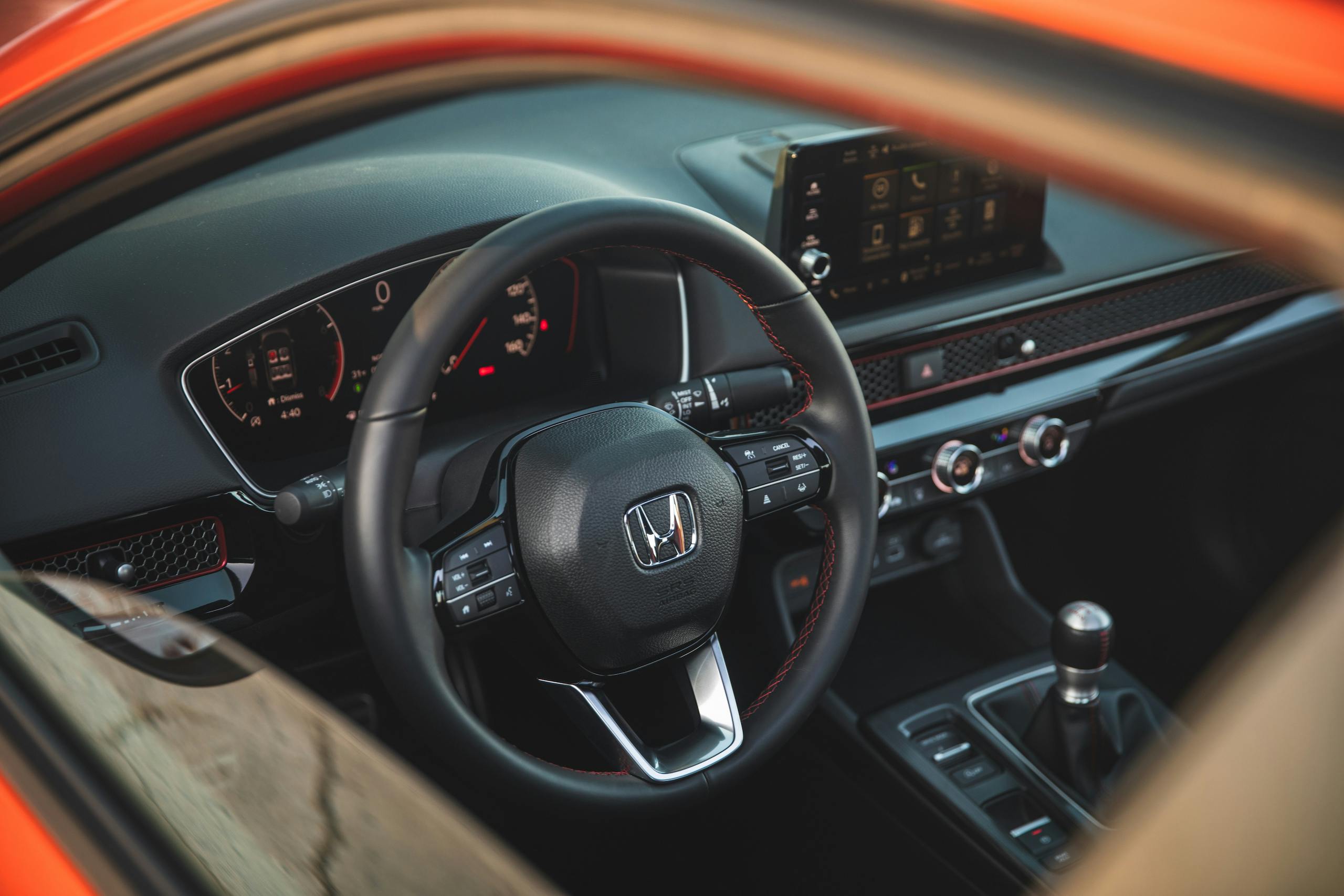 2022 Honda Civic Si interior window