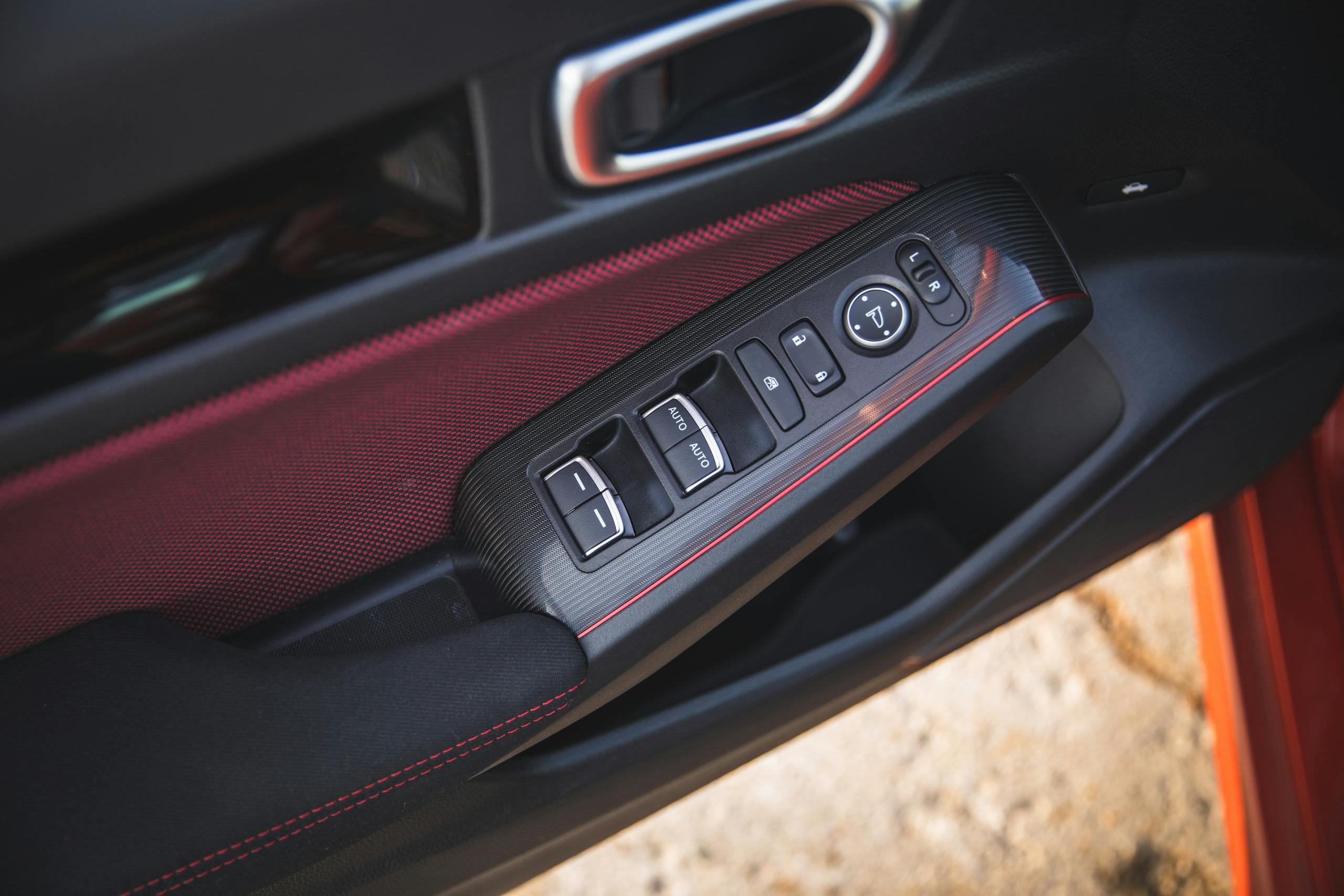 2022 Honda Civic Si door dash panel