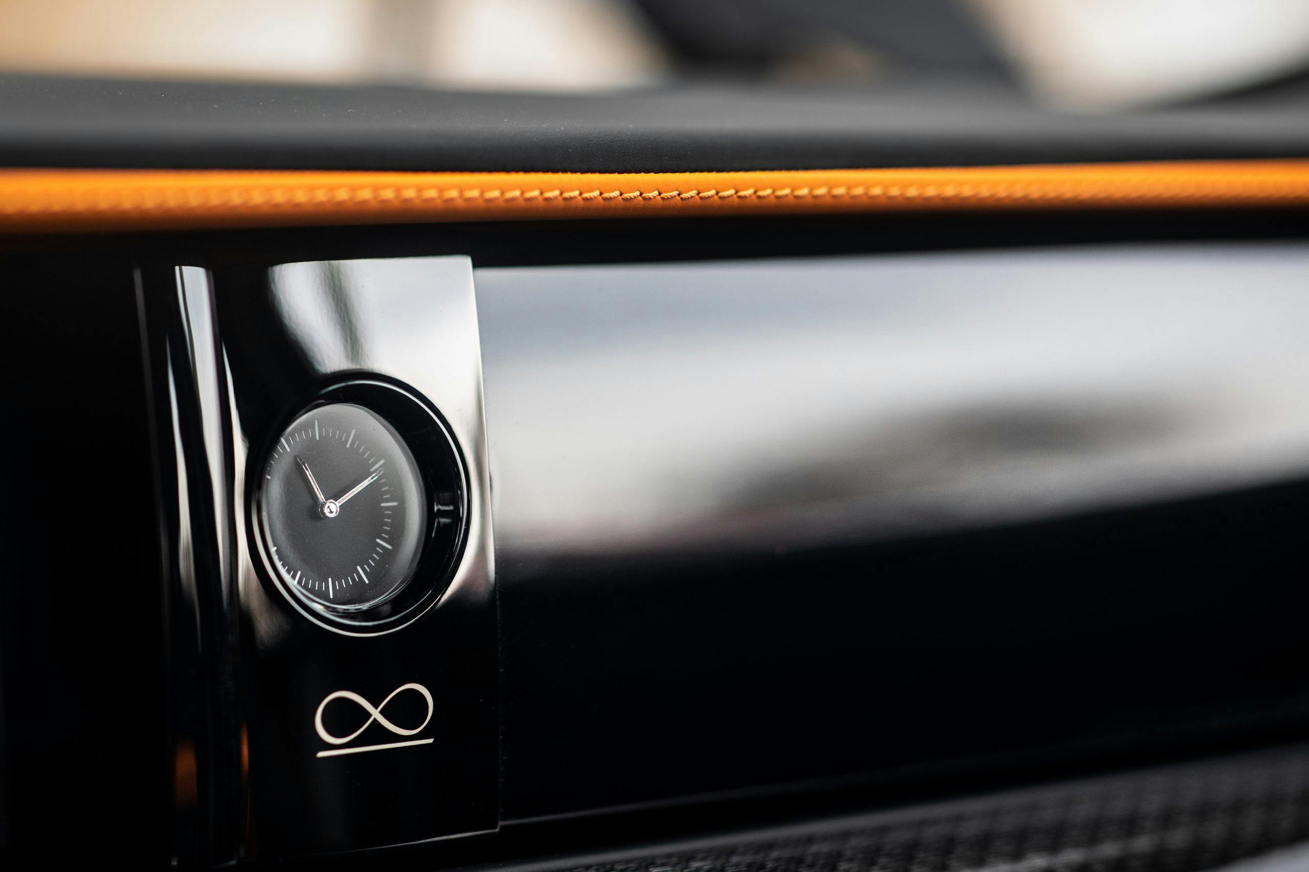 2022 Rolls-Royce Ghost Black Badge interior clock