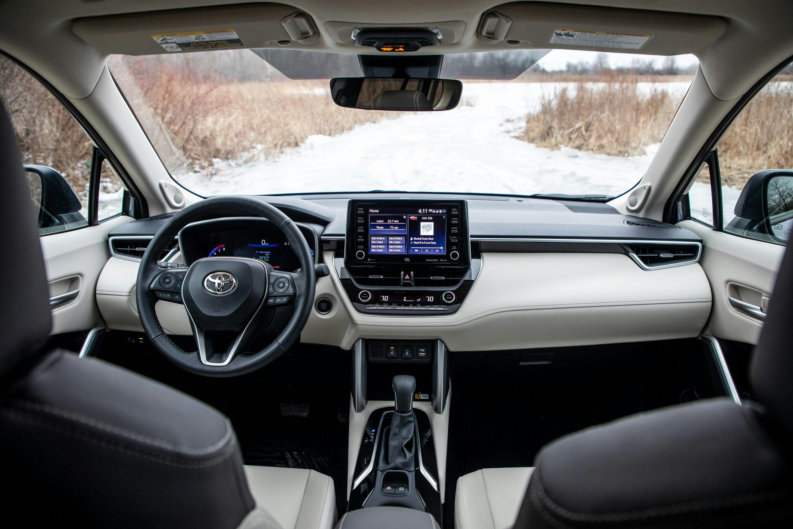2022 Toyota Corolla Cross interior front full