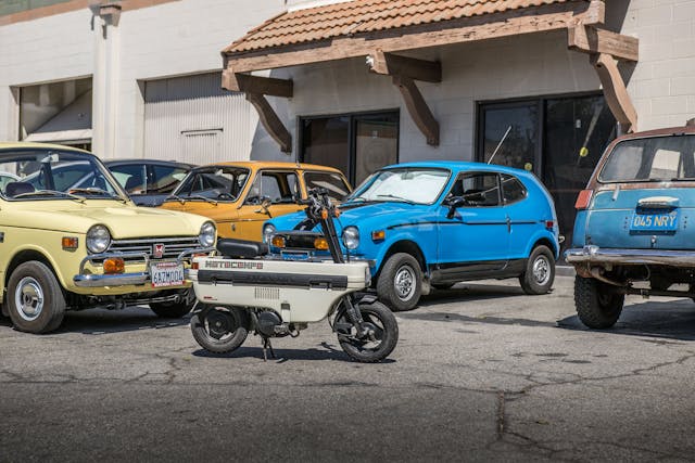 folding two-stroke vintage scooter motocompo honda