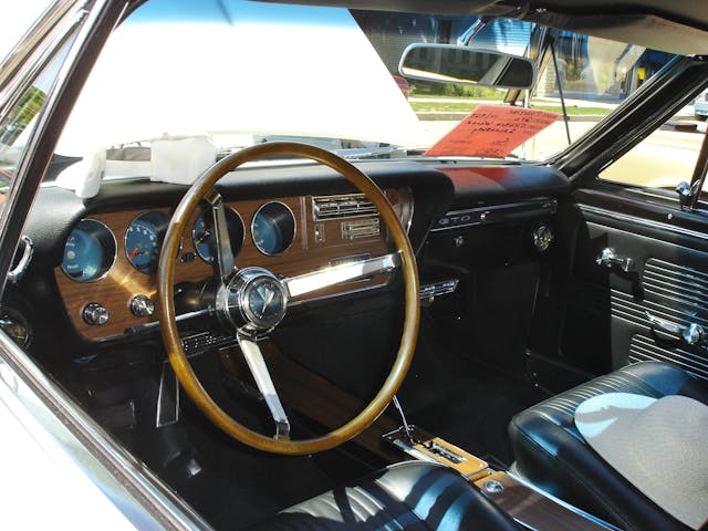 Pontiac GTO steering wheel