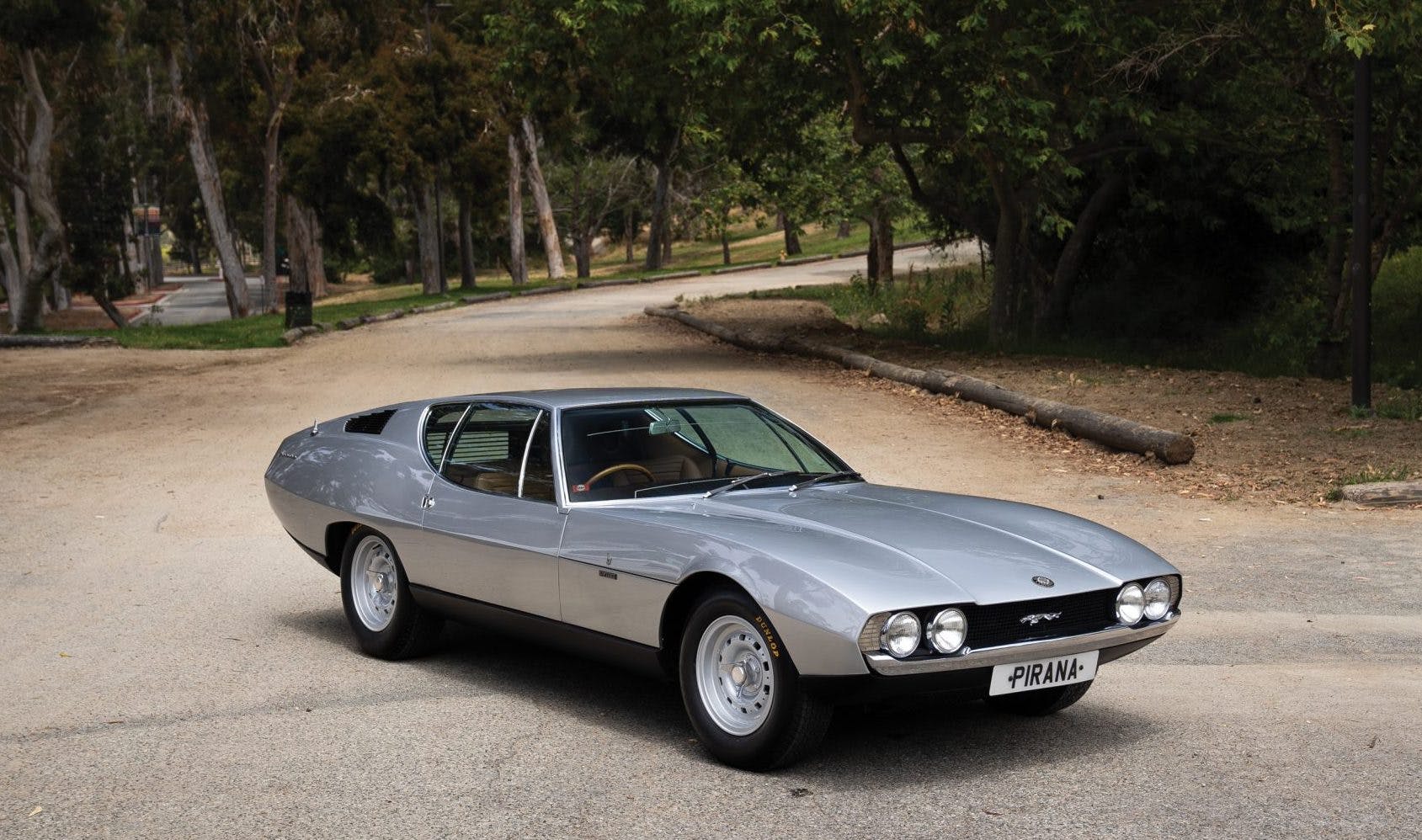 1967-Jaguar-Pirana-by-Bertone front three-quarter