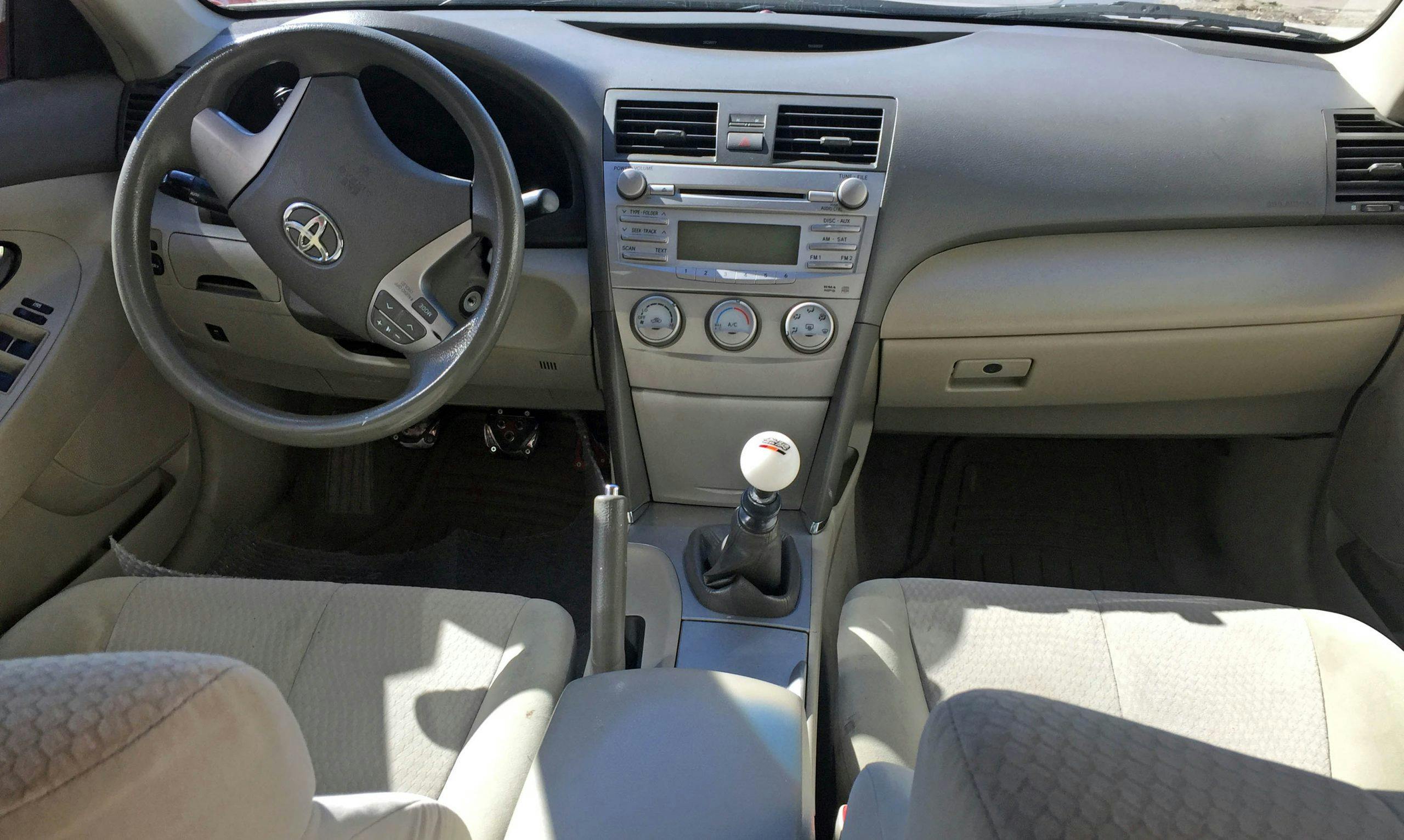 2010 Toyota Camry Beige Manual Transmission