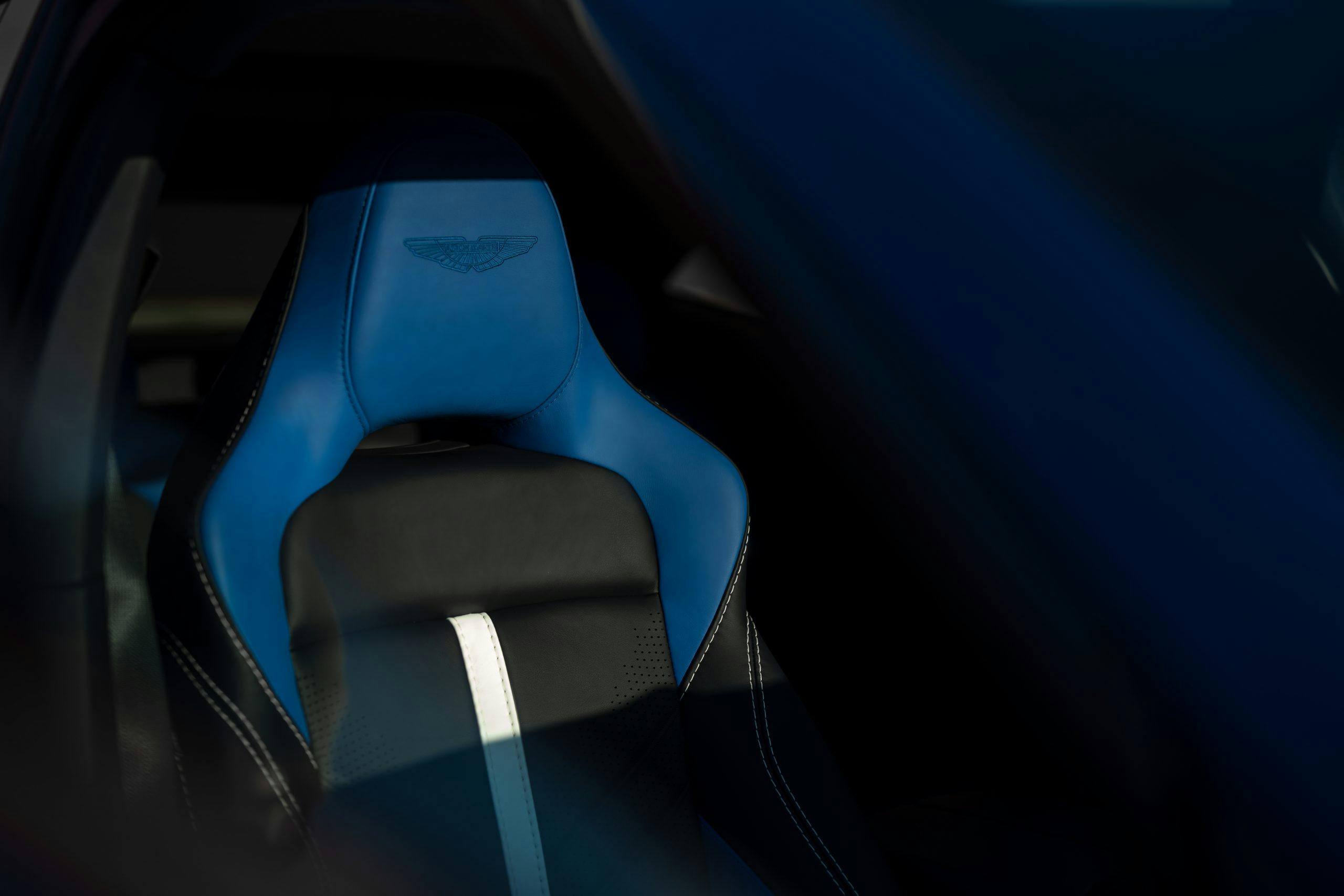 Aston Martin DBX707 suv sport seats interior