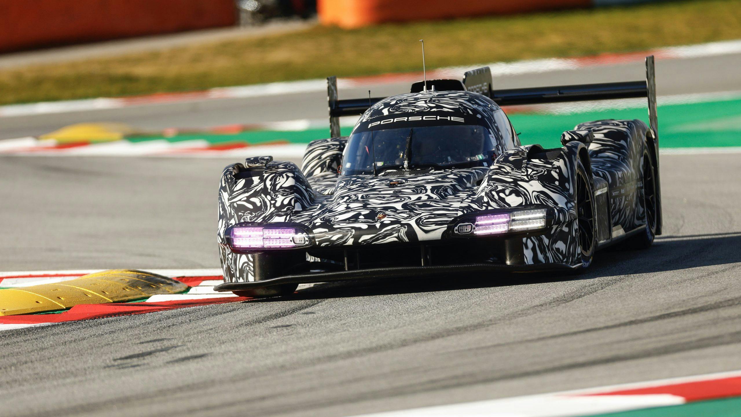 Porsche LMDh prototype Le Mans Barcelona test 2022