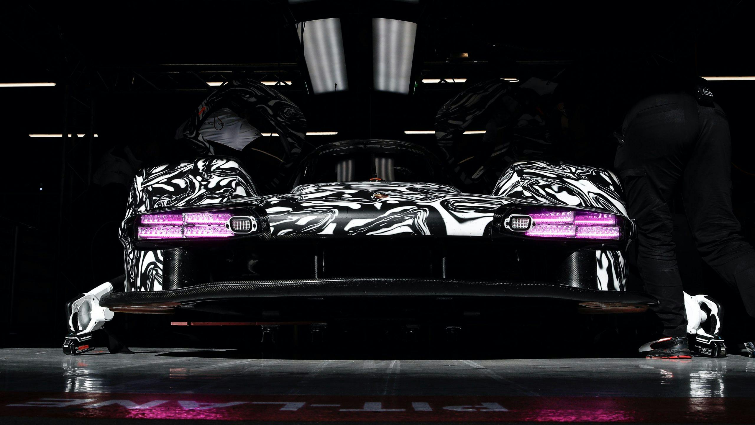 Porsche LMDh prototype Le Mans Barcelona test 2022 purple lights