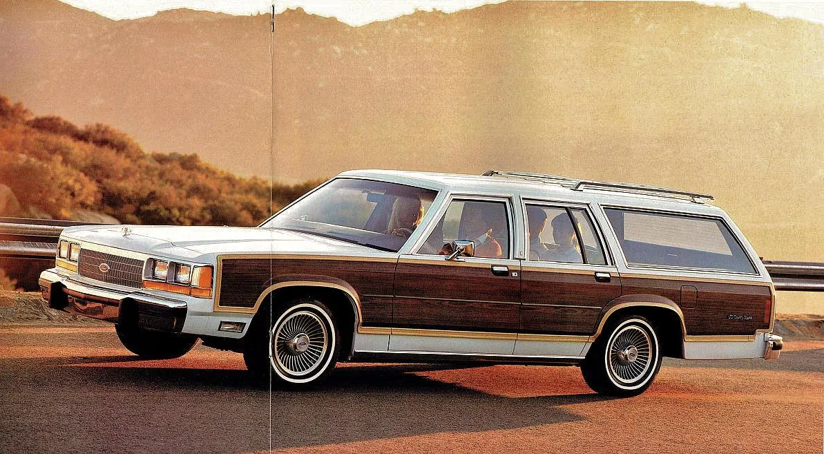 1991 Ford LTD Country Squire