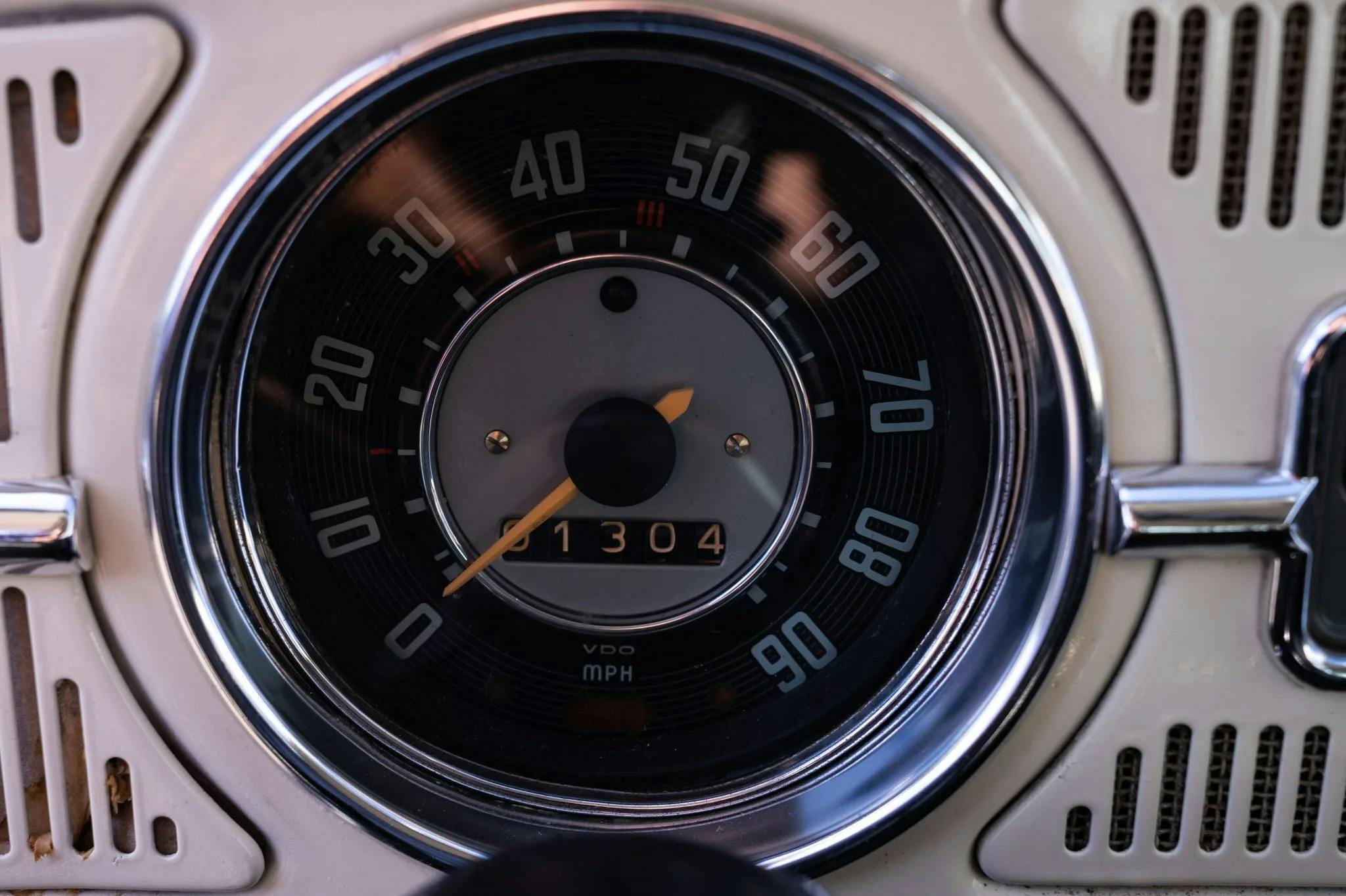 1967 VW Beetle speedometer