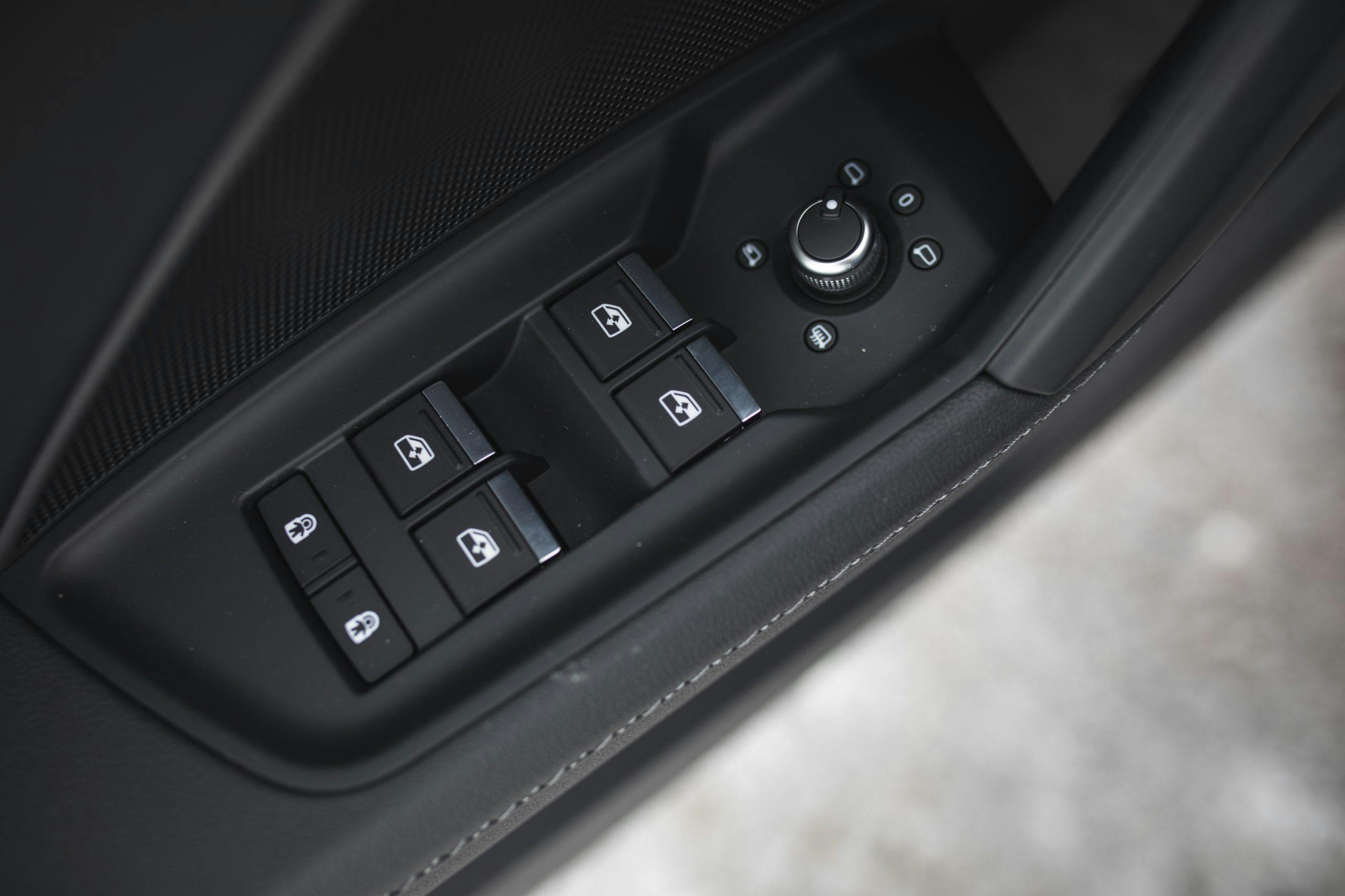 2022 Audi S3 interior door panel buttons