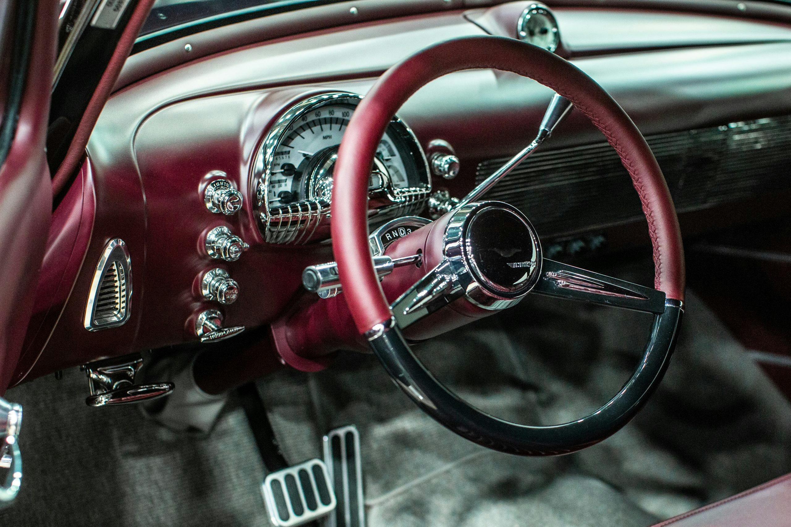 1950 Oldsmobile steering wheel