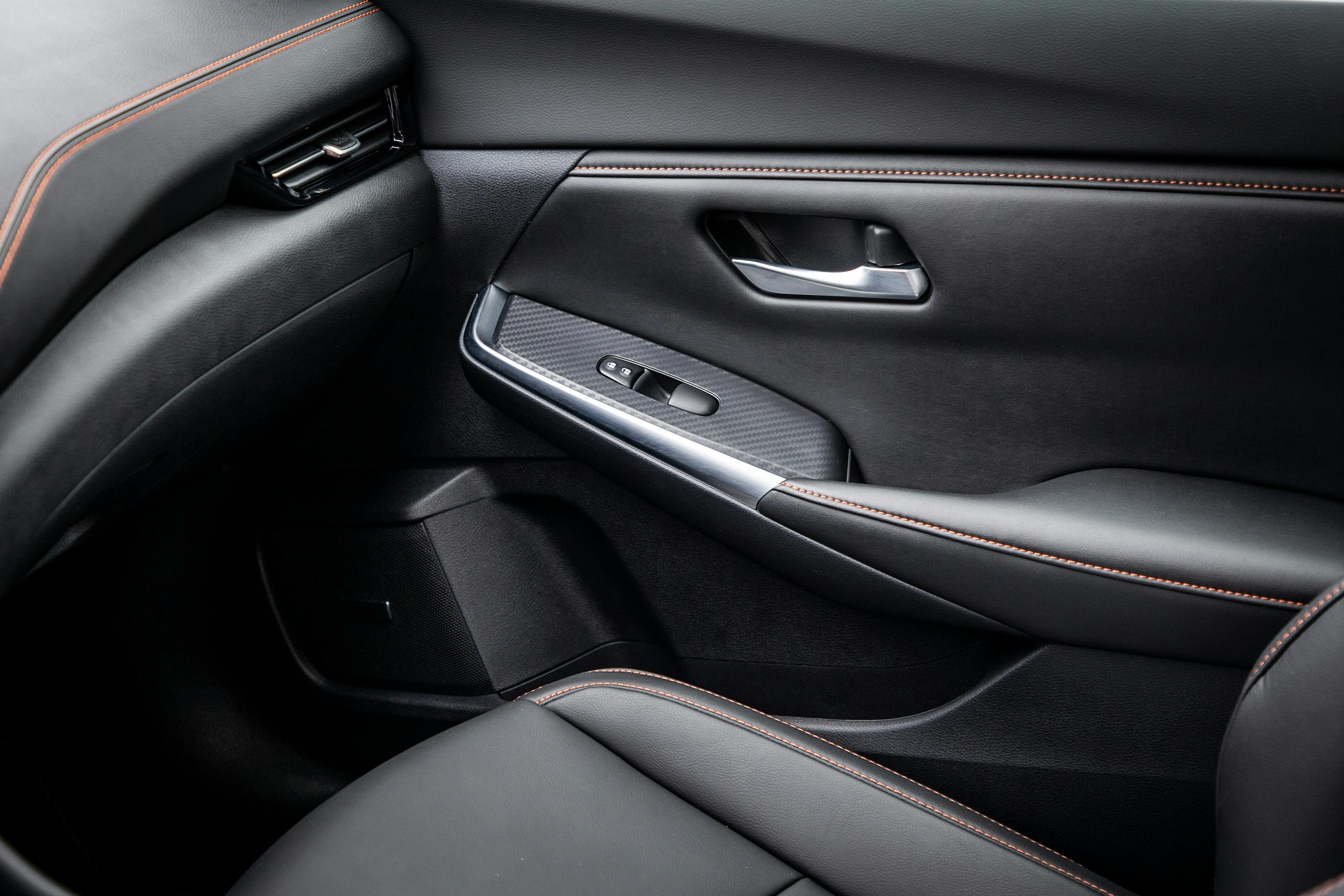 2022 Nissan Sentra SR interior passenger door panel