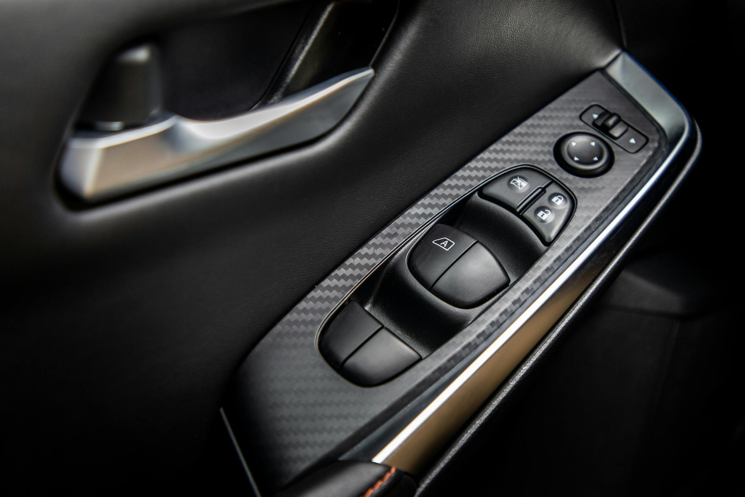 2022 Nissan Sentra SR interior door panel detail