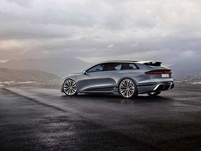 Audi A6 Avant e-tron concept 4