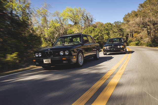 BMW E28 M5 group driving action