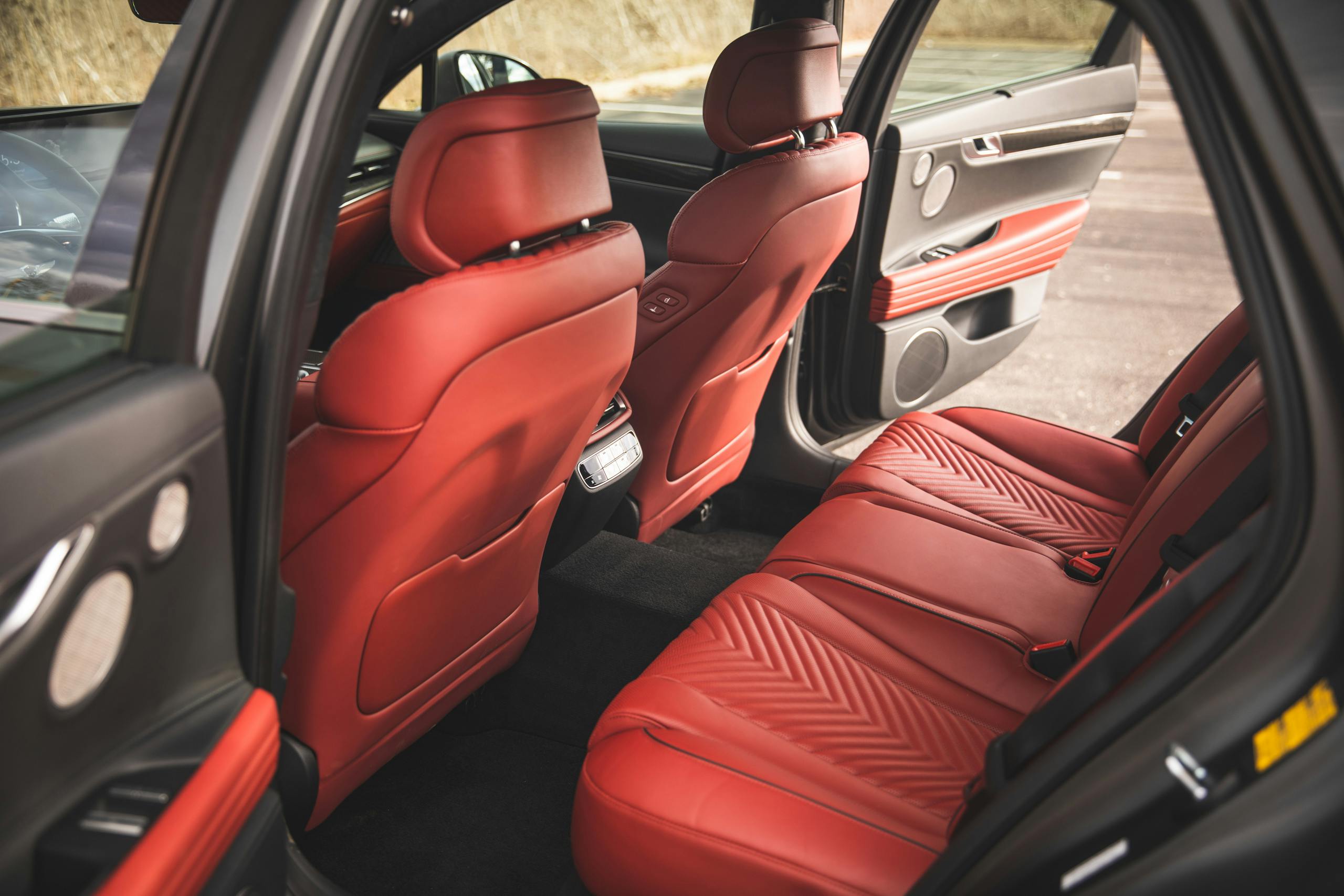 Genesis G80 AWD 3.5T Sport Prestige interior rear seatbacks
