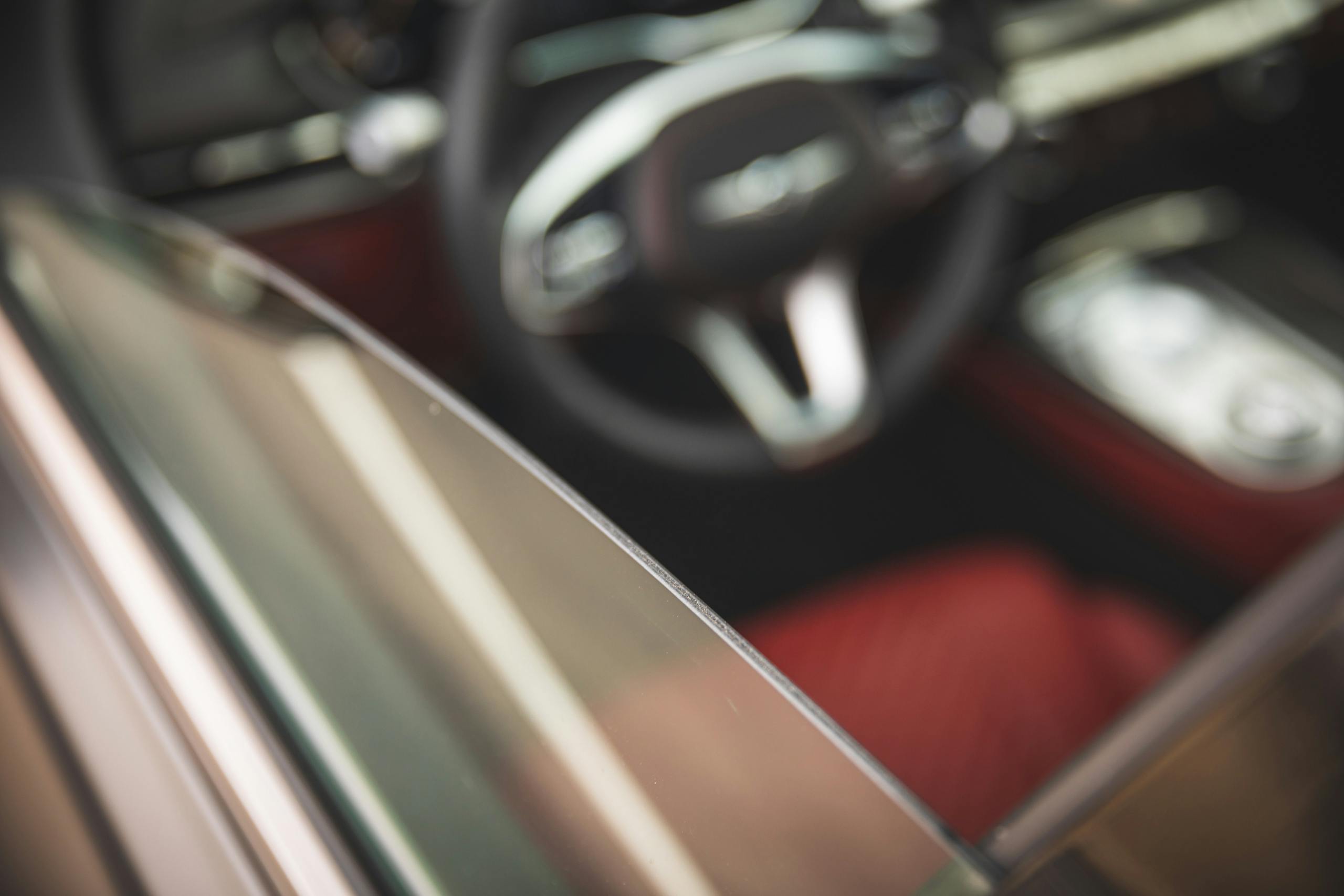 Genesis G80 AWD 3.5T Sport Prestige glass detail