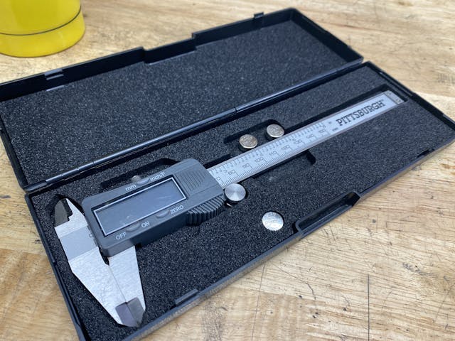 Digital calipers