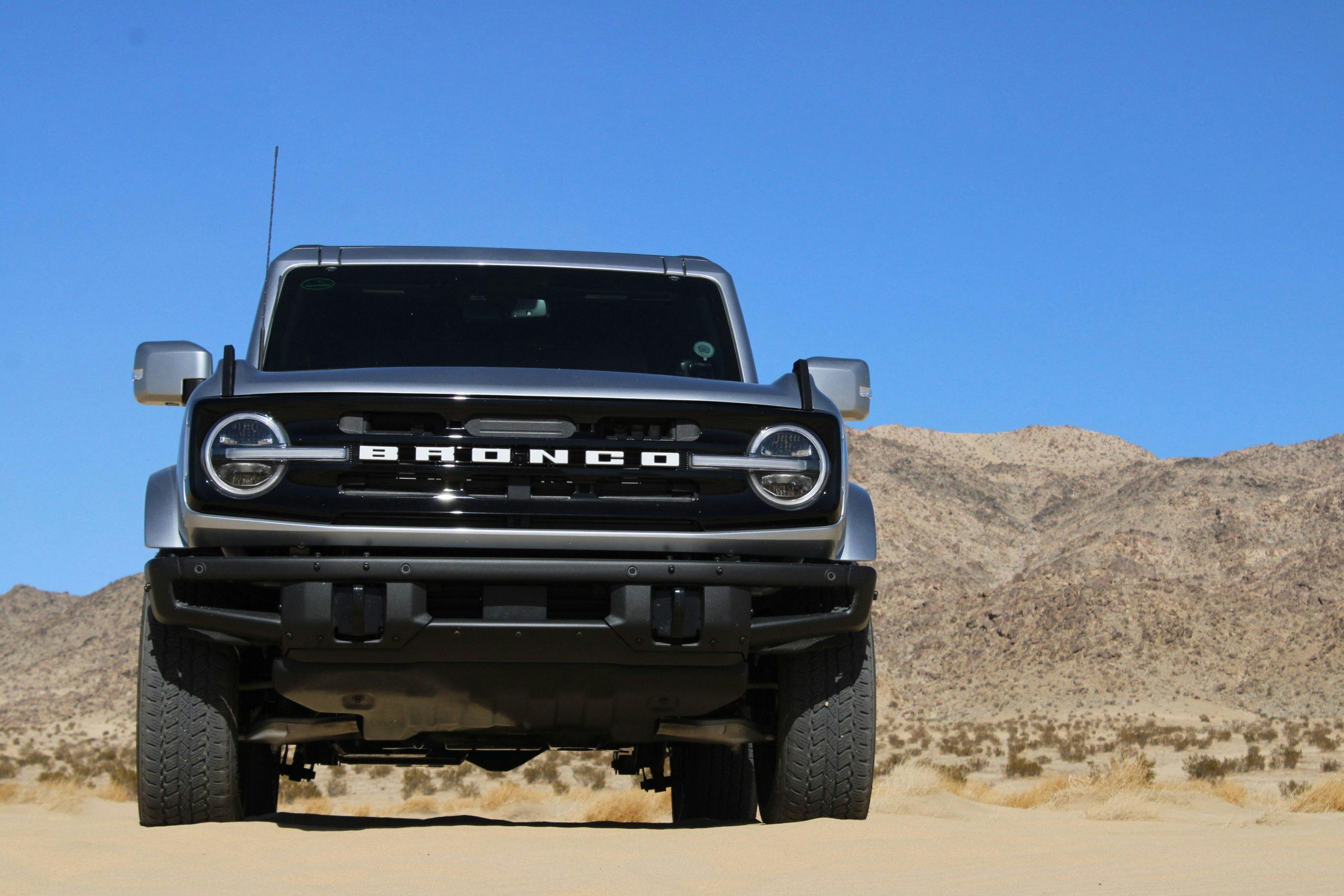 Ford Bronco King of Hammers front