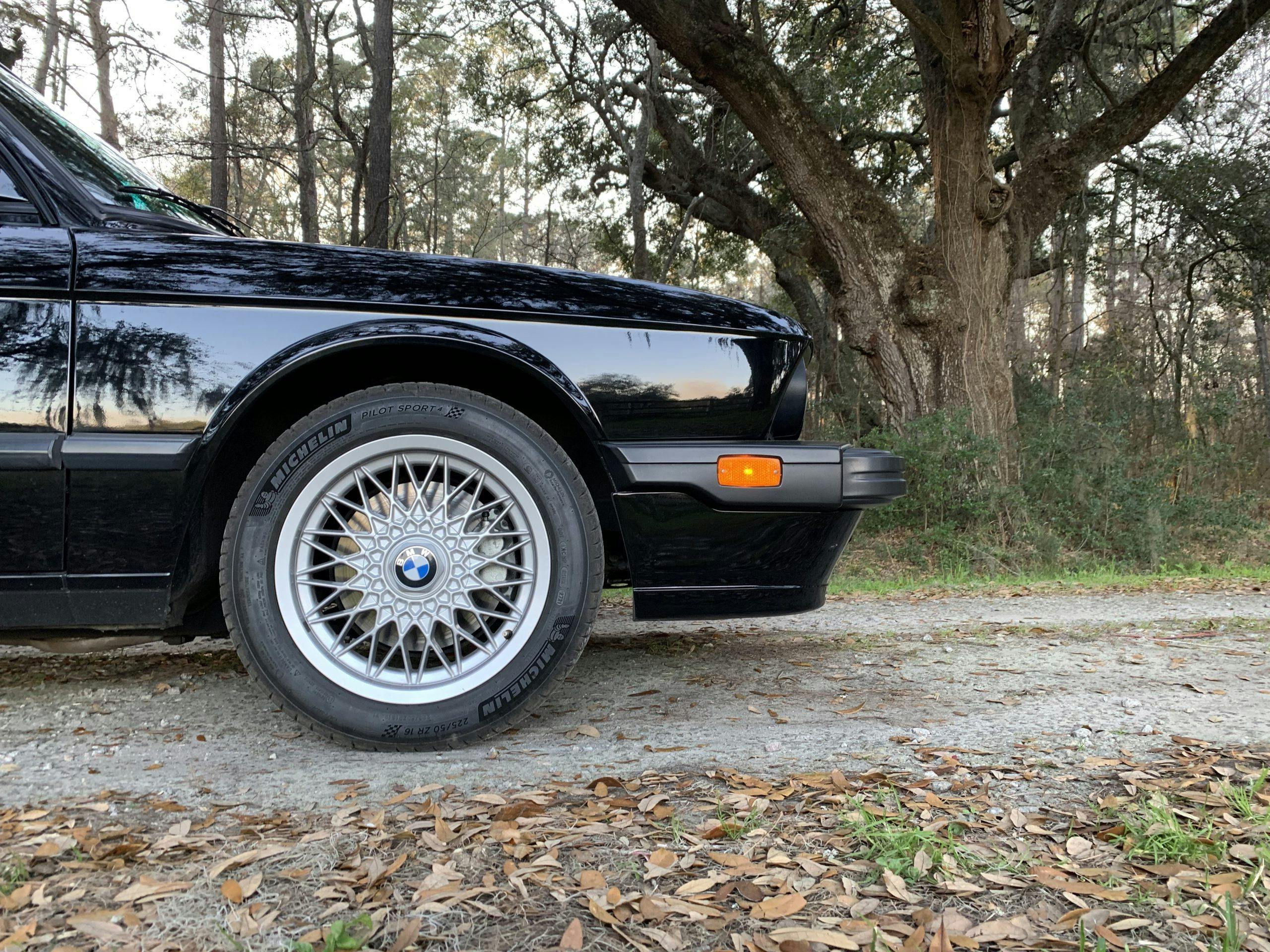 1988 BMW M5 E28 wheel