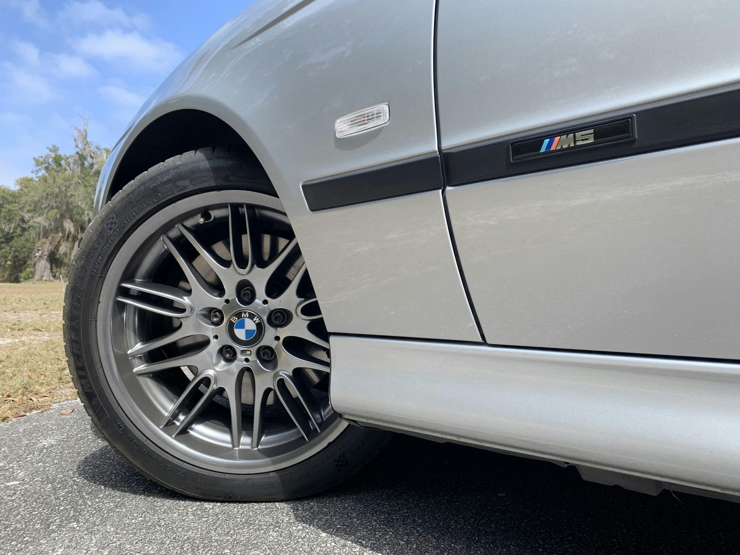 1999 BMW M5 E39 wheel parallel spoke 18 inch alloy