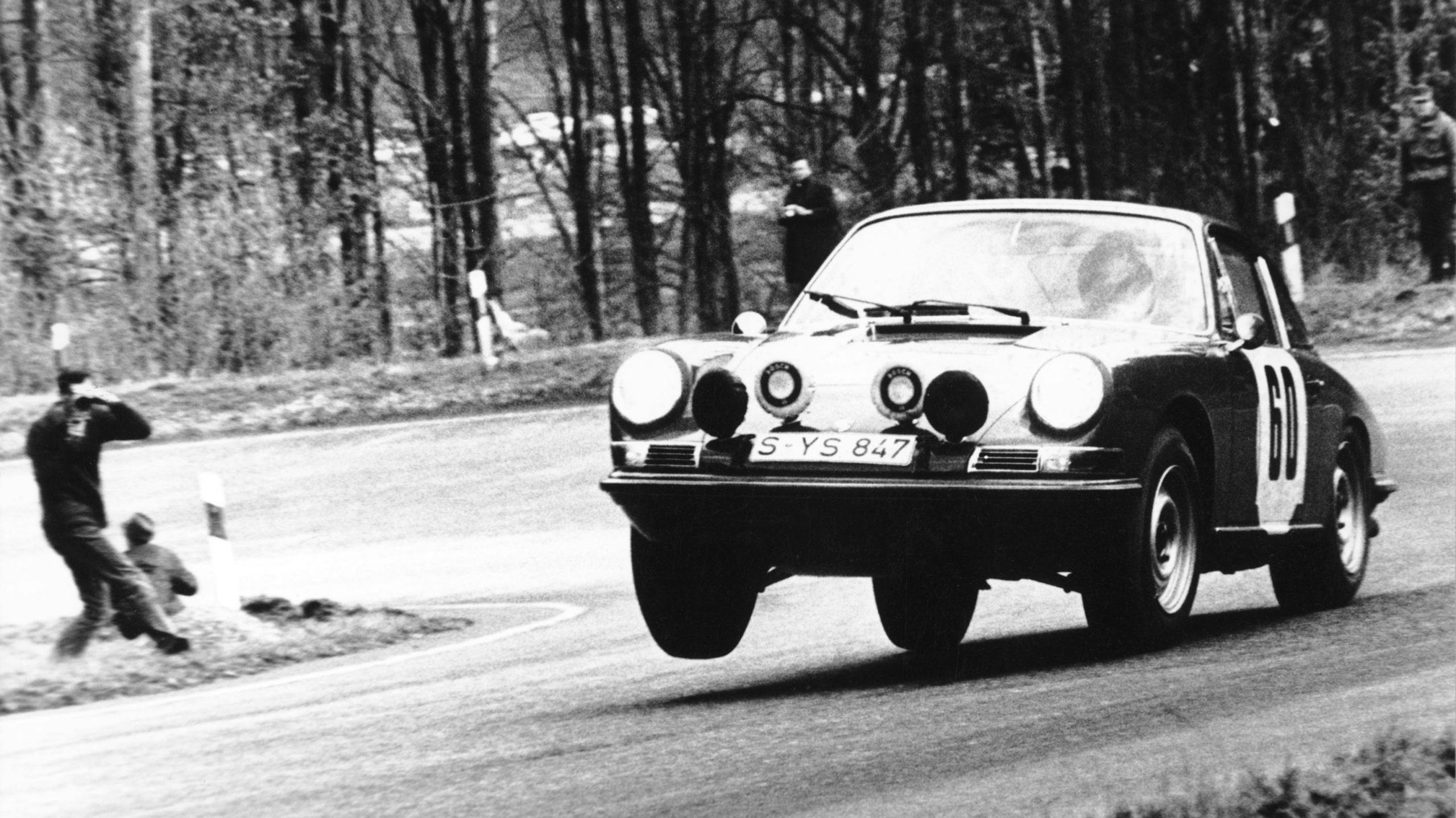 Vic Elford Porsche T 2.0 Coupé, Lyon-Charbonniéres, 1967