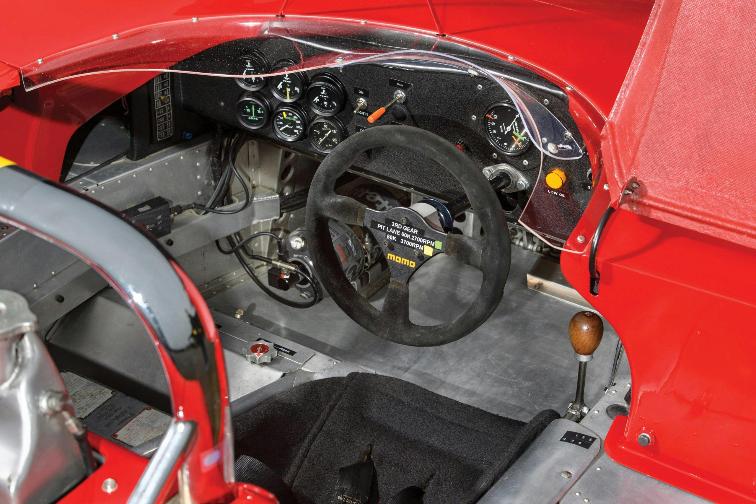 1969-Alfa-Romeo-Tipo-33_3-Sports-Racer-_cockpit