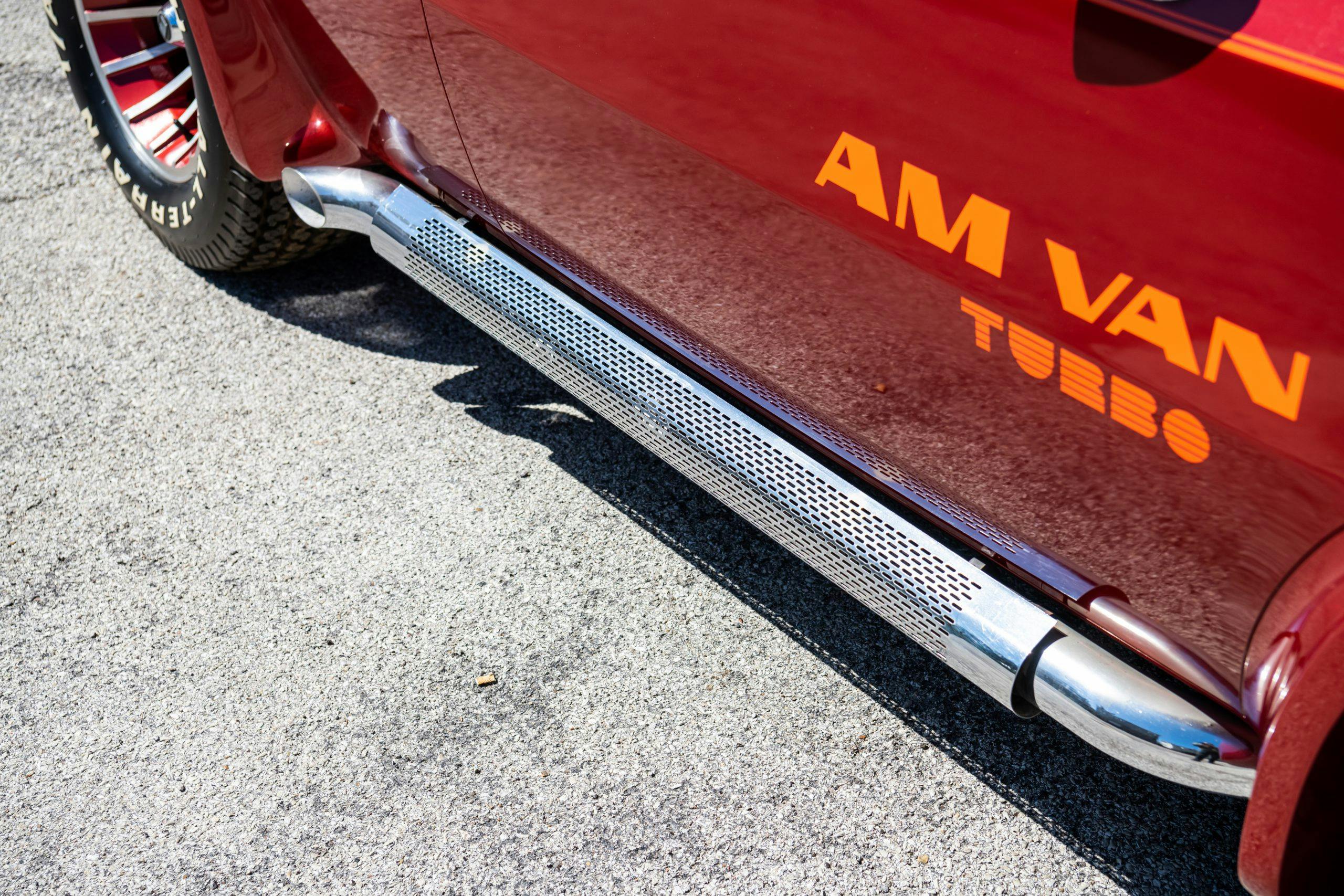 1977 AMC AM Van Concept side pipe
