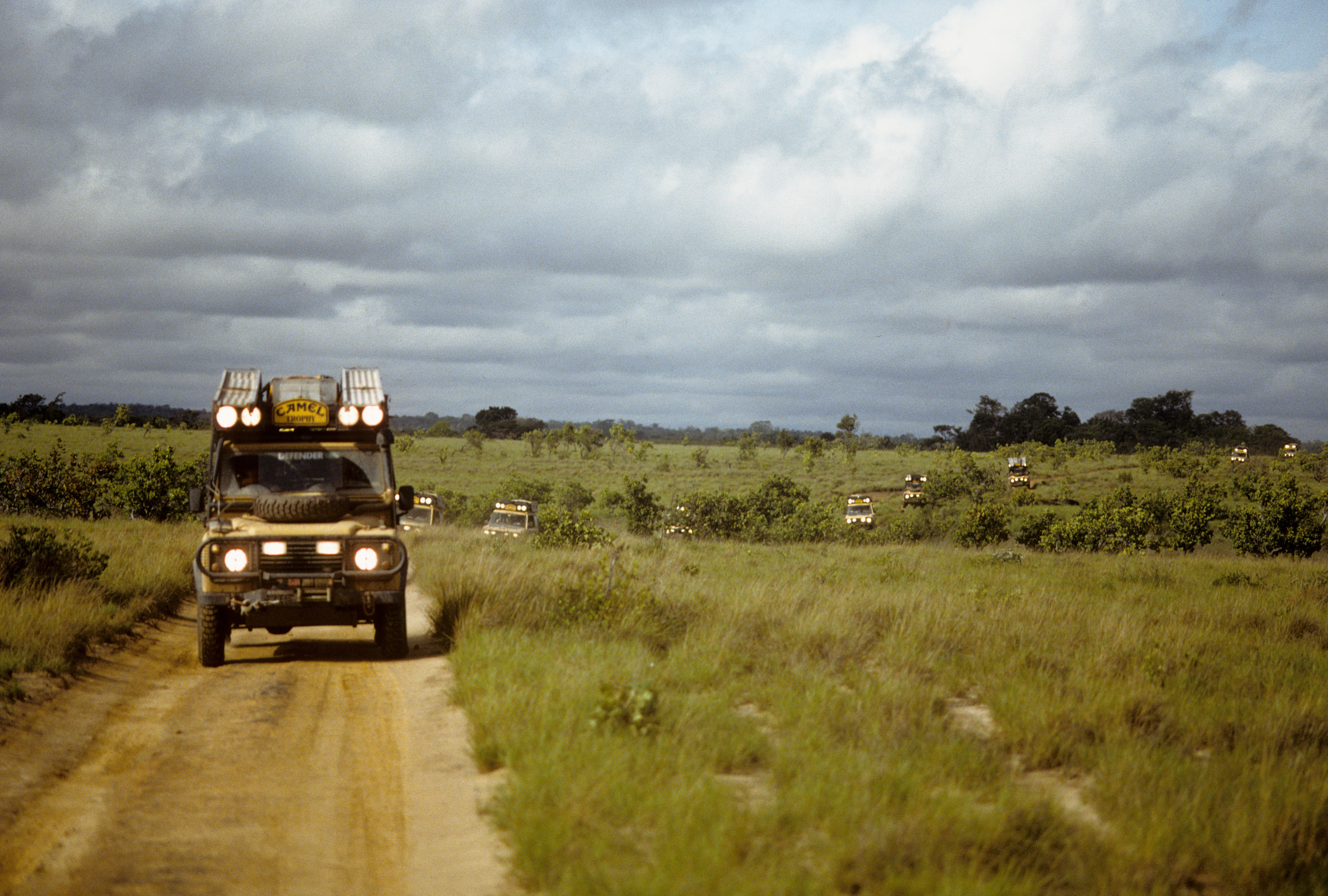 かわいい！かわいい！Camel Trophy Sabh-Malysia 1993 タバコ タバコ