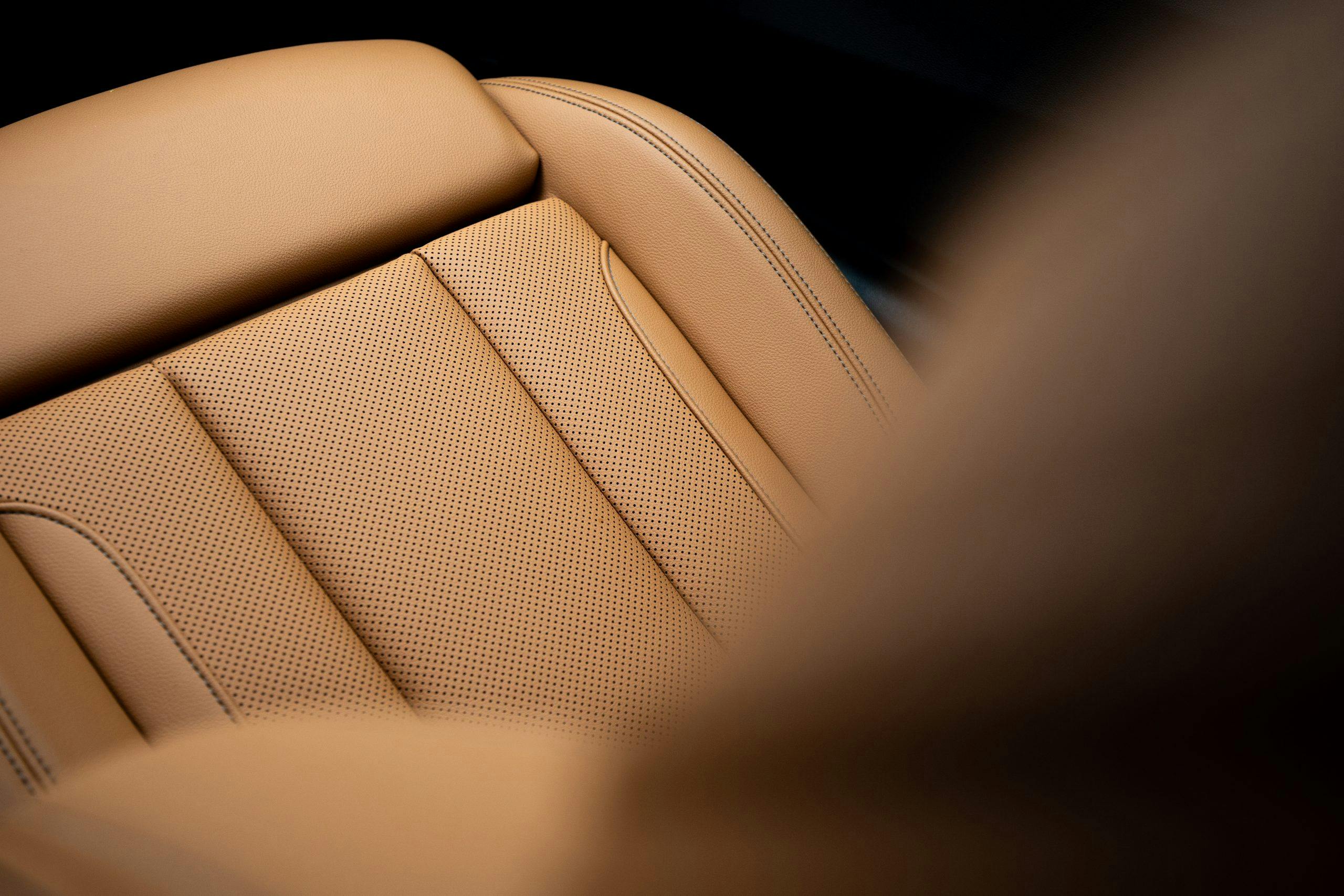 2022 BMW M440i interior leatherwork