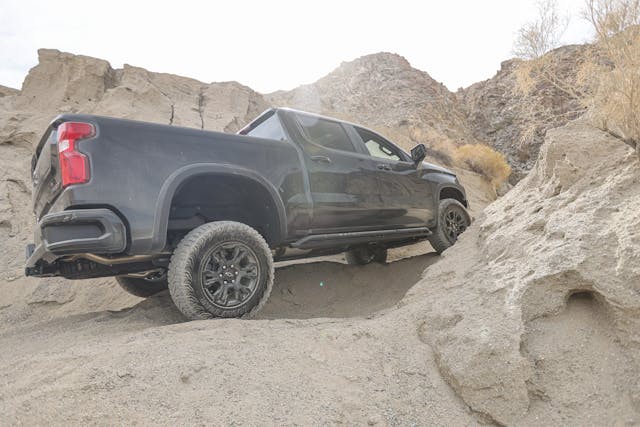 2022 Chevrolet Silverado ZR2 ascending