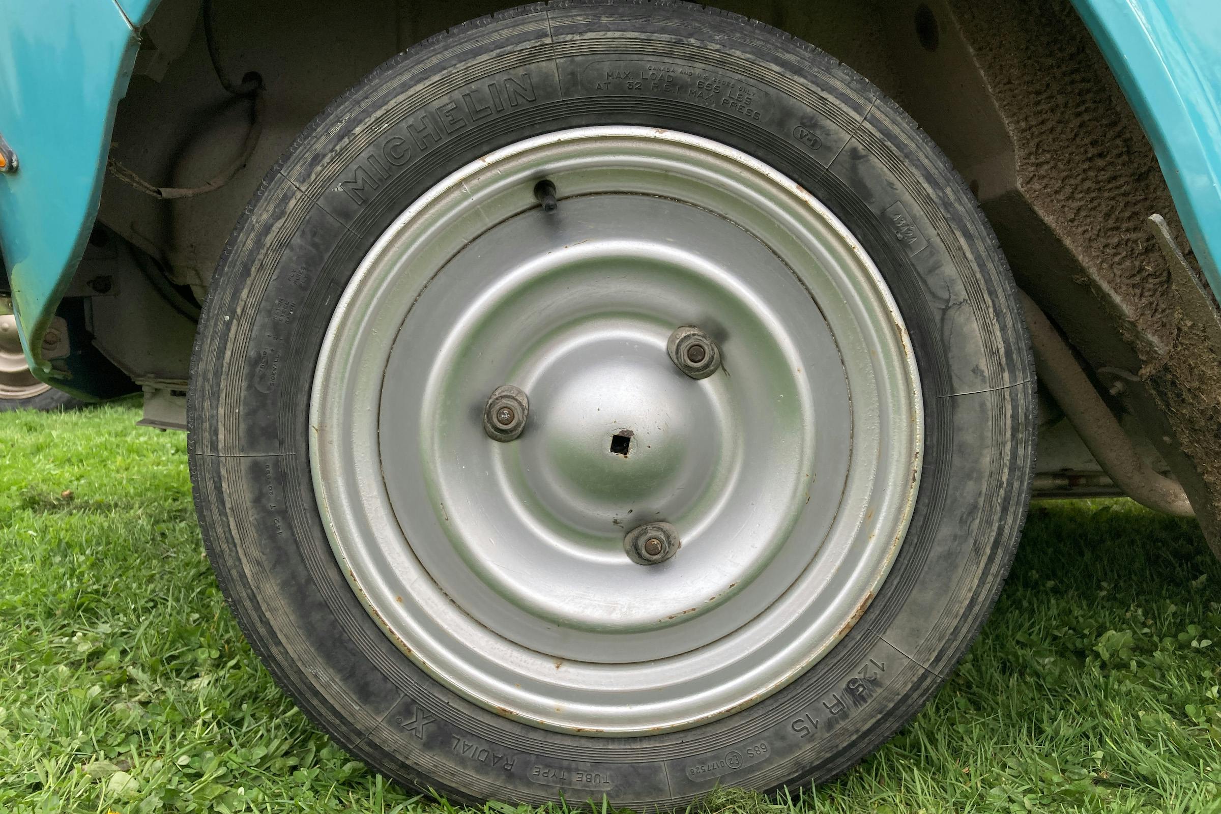 Citroen Dyane wheel tire