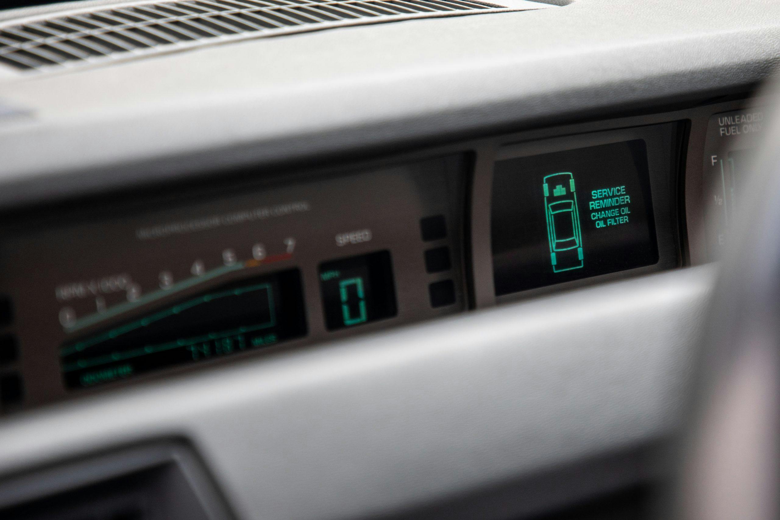 1989 Pontiac 6000STE AWD service reminder light