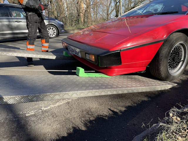 Lotus Esprit loading