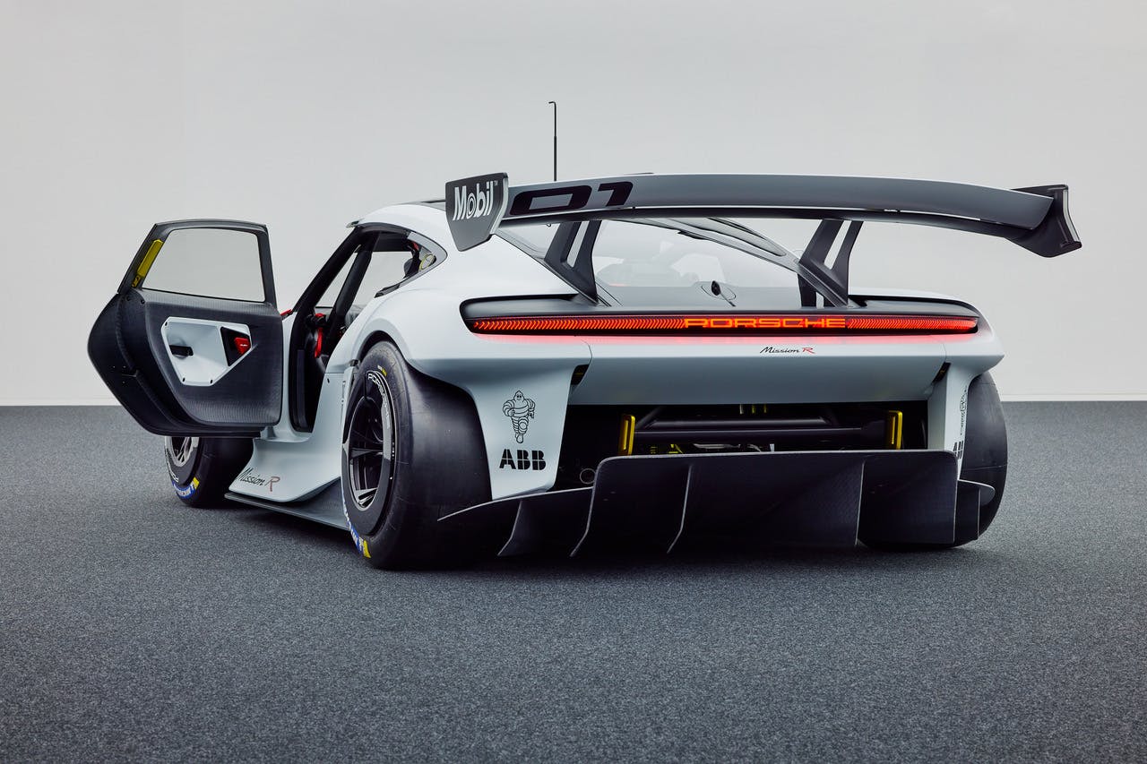 Porsche Mission R concept with Bcomp flax-fiber panels
