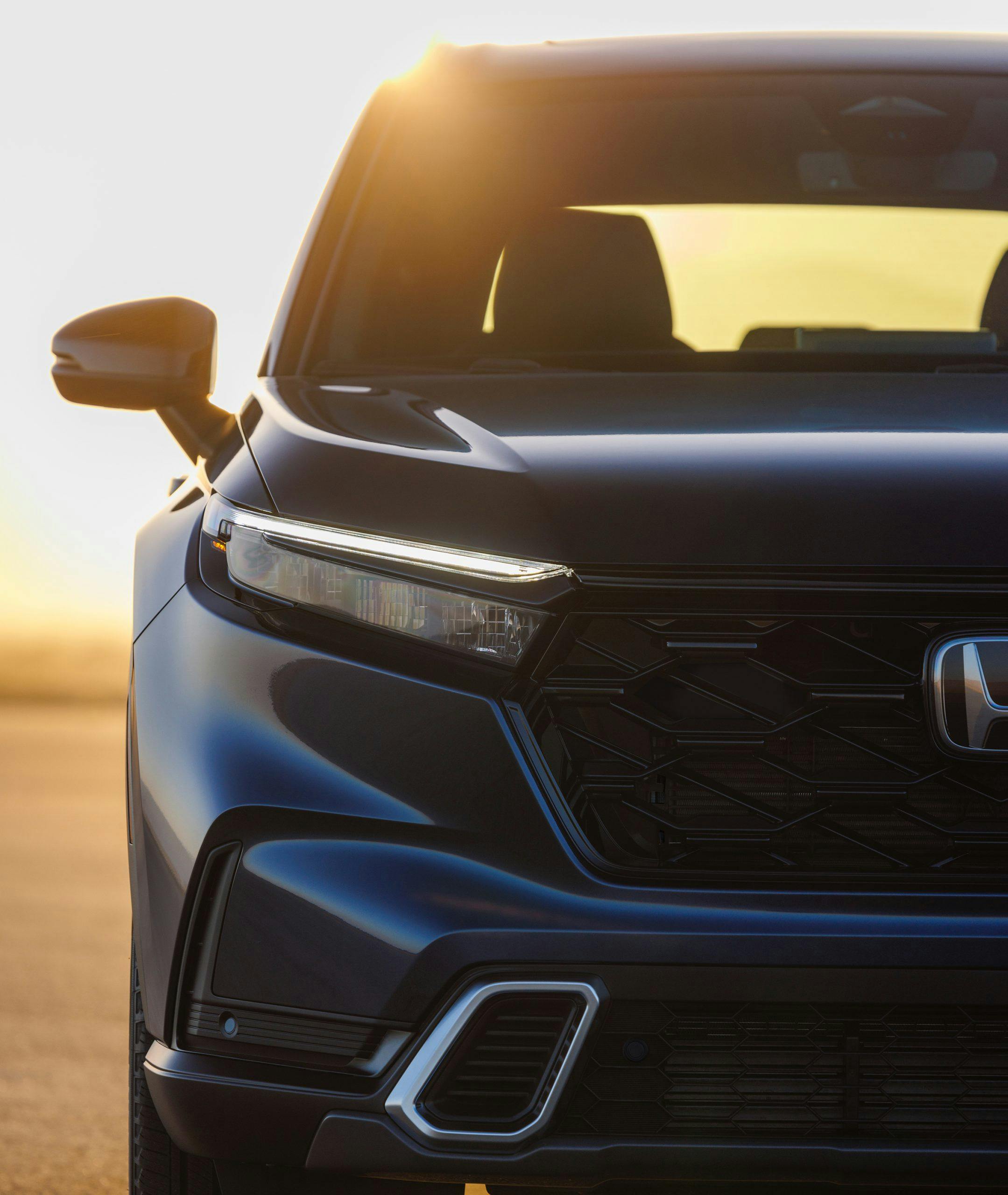 2023 Honda CR-V exterior front end passenger detail