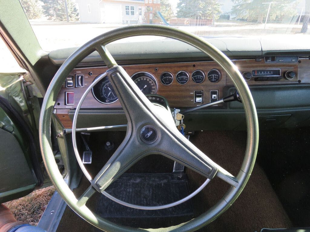 1970 Plymouth GTX Coupe interior steering wheel