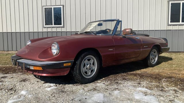 1987 Alfa Romeo Spider Veloce - full drivers side