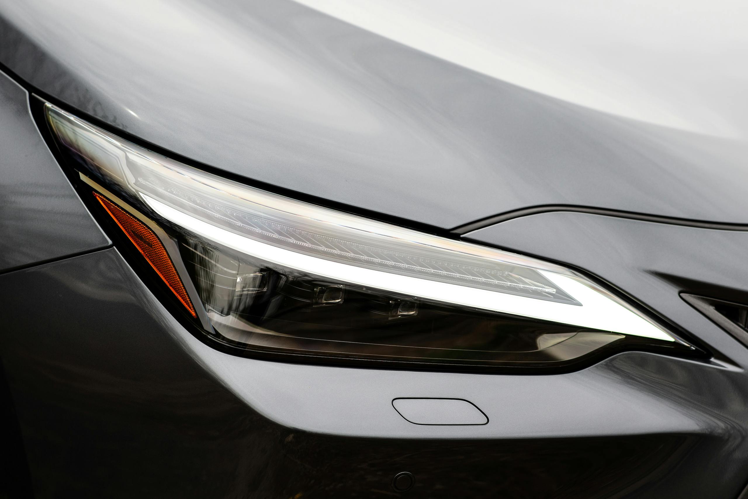 2022 Lexus NX 350 headlight