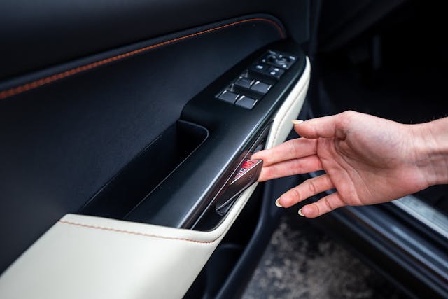 2022 Lexus NX 350 interior door handle