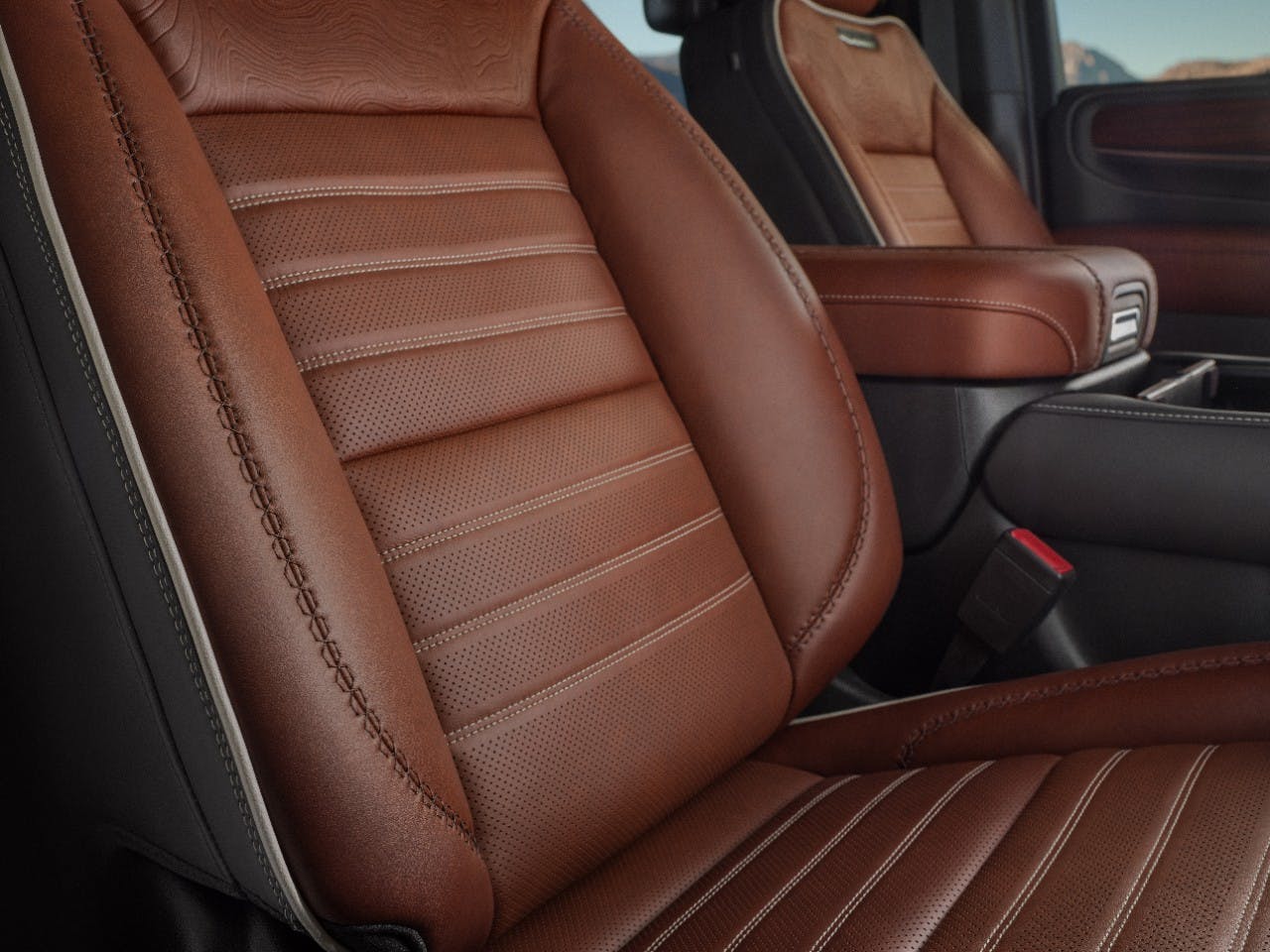 Yukon Denali Ultimate interior leather seat