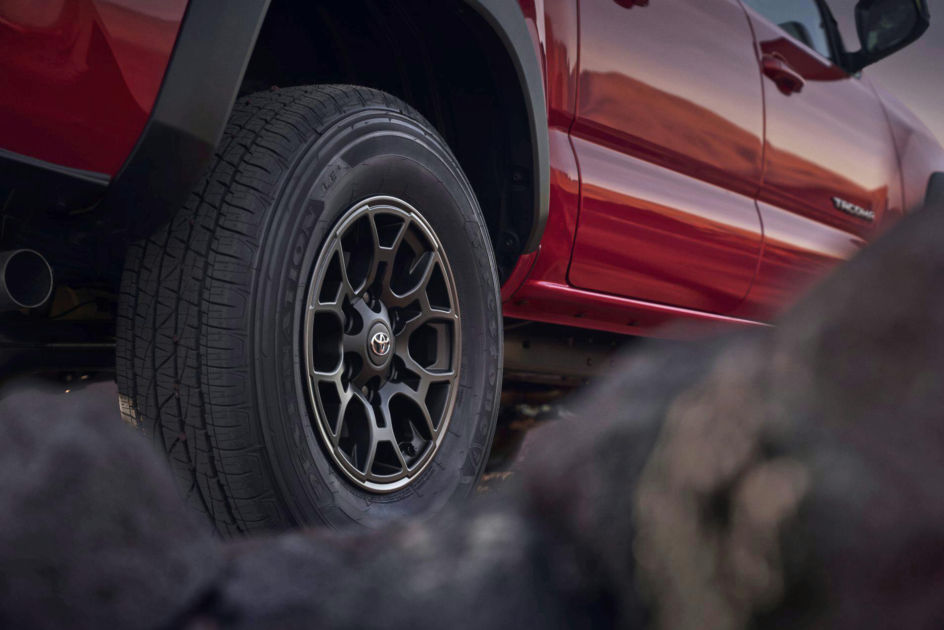 2023 toyota tacoma sx package wheels