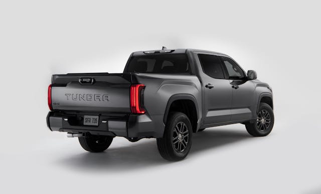 2023 toyota tundra sx package