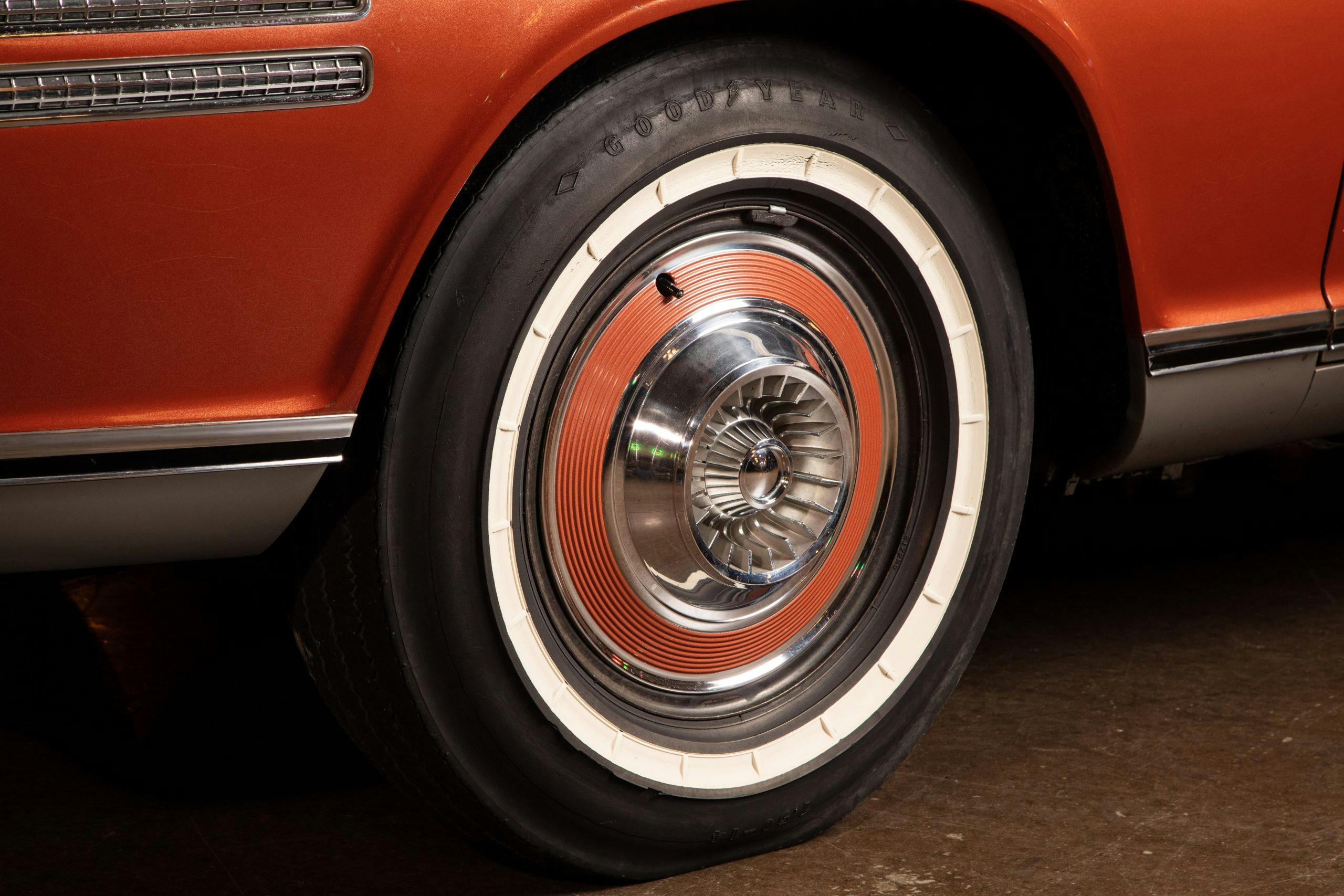 Chrysler Turbine car front wheel tire